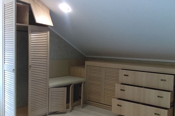 Мебель для мансард